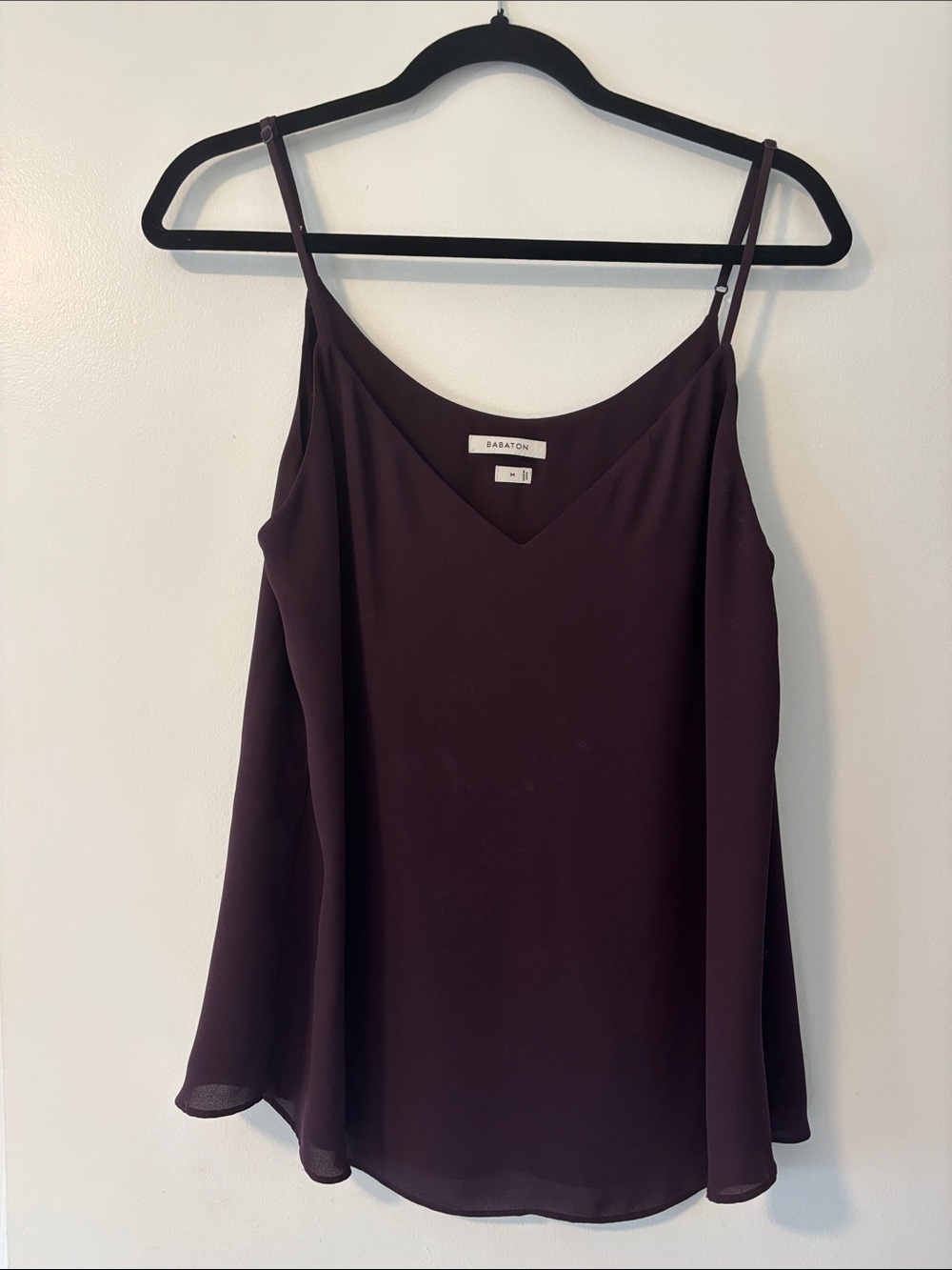 Aritzia Babaton Classic V-Neck Georgette Camisole Tank Top